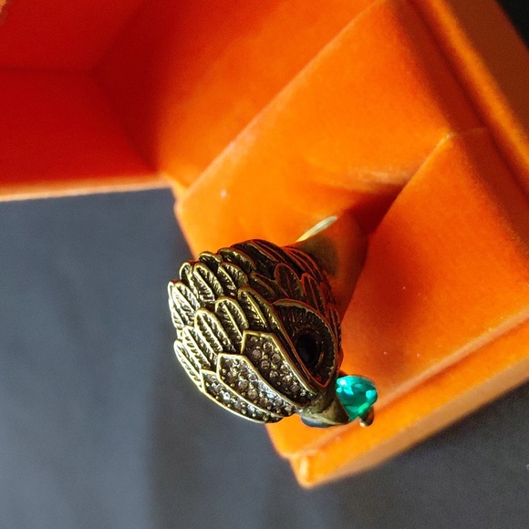KURT GEIGER LONDON Eagle Ring with Gemstone Size 8 - Picture 4 of 8